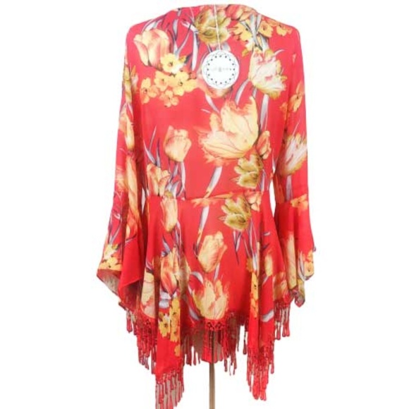 Red Floral Plus Size Kimono Tassels Sharkbite Hem - Picture 3 of 8